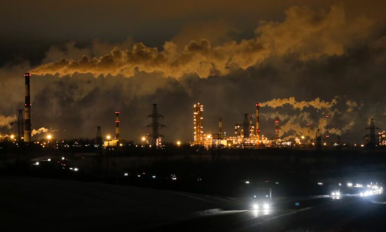 Ucrania llevó a cabo el mayor ataque con drones contra Rusia y afectó una refinería de Yaroslavl