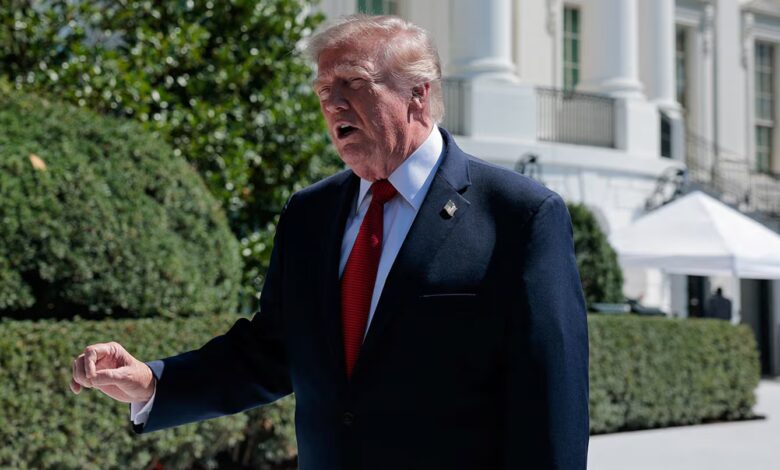 Trump lanzó una ofensiva económica “sin precedentes” para aislar a Irán y amenazó con represalias a sus socios