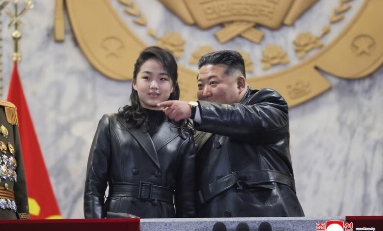 El dictador Kim Jong Un supervisó pruebas de misiles hipersónicos y un nuevo sistema de armas