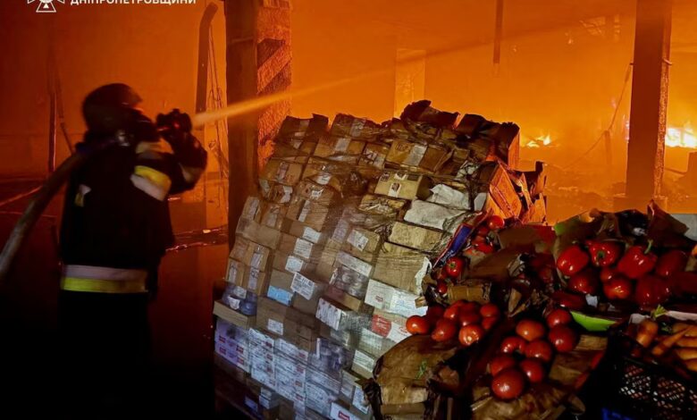 Los ataques rusos contra depósitos de alimentos elevan la preocupación por el abastecimiento en Ucrania