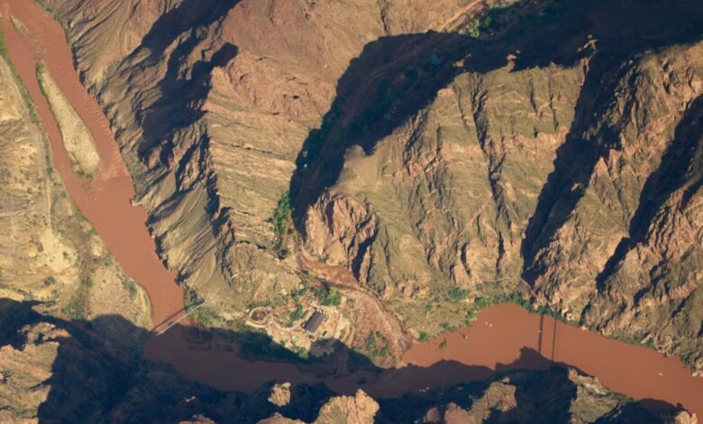 Inundaciones en el Gran Cañón del Colorado: hay dos muertos y buscan a 15 personas desaparecidas