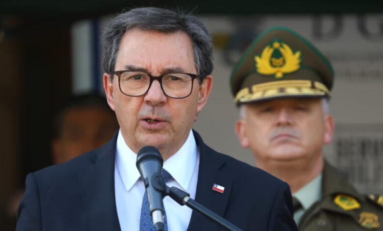 Malvinas: el ministro de Defensa de Chile respaldó el reclamo argentino