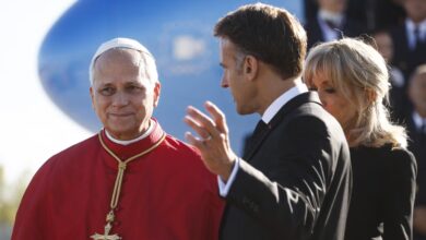 El papa León XIV llegó a Francia para una visita histórica de cuatro días