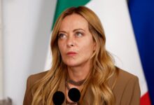 Giorgia Meloni anunció que prohibirá el uso del velo islámico en las escuelas