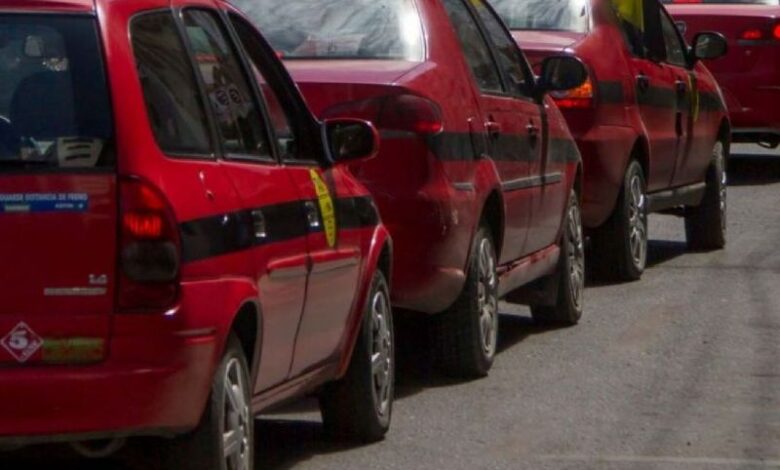 El Sindicato de Taxis exige un aumento del 30% y mayor fiscalización a las aplicaciones