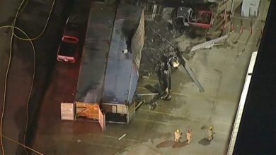 Un helicóptero de un canal de noticias se estrelló mientras cubría un choque en Los Ángeles: murieron tres personas