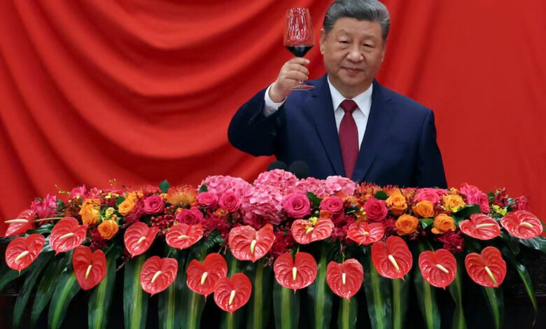 El régimen de China cerró 670 bancos para contener los riesgos de iliquidez y corridas