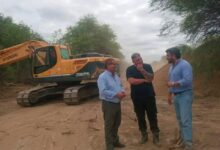 Realizan trabajos preventivos para proteger a las comunidades cercanas al río Pilcomayo