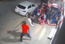 Un auto perdió el control y atropelló a varias personas en una avenida de Cerrillos