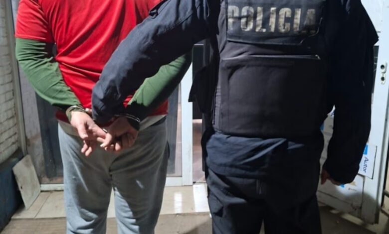 Femicidio en Rosario: encontraron el cuerpo de una joven de 26 años dentro de una valija y detuvieron a un expolicía