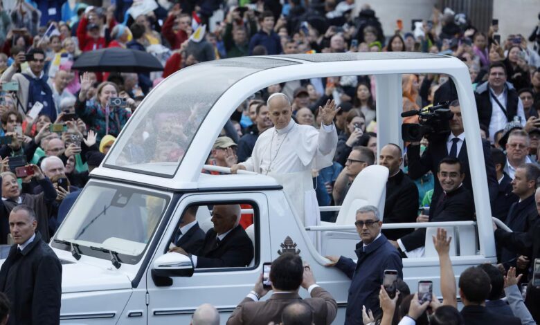 El papa León XIV retomó las audiencias públicas semanales en el Vaticano tras su operación de cáncer de pulmón